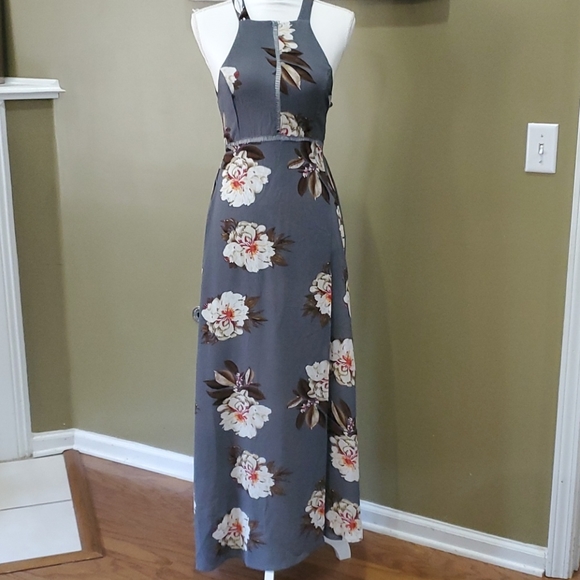 Open Back Halter Maxi Gray Tropical Floral Small - Picture 2 of 16
